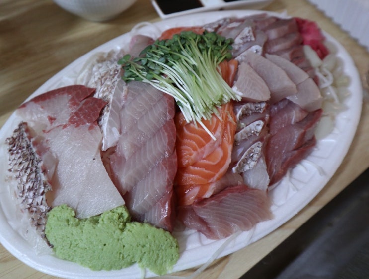  노량진 수산시장 맛집 ‘전남회수산’ 신선하고 맛있어
