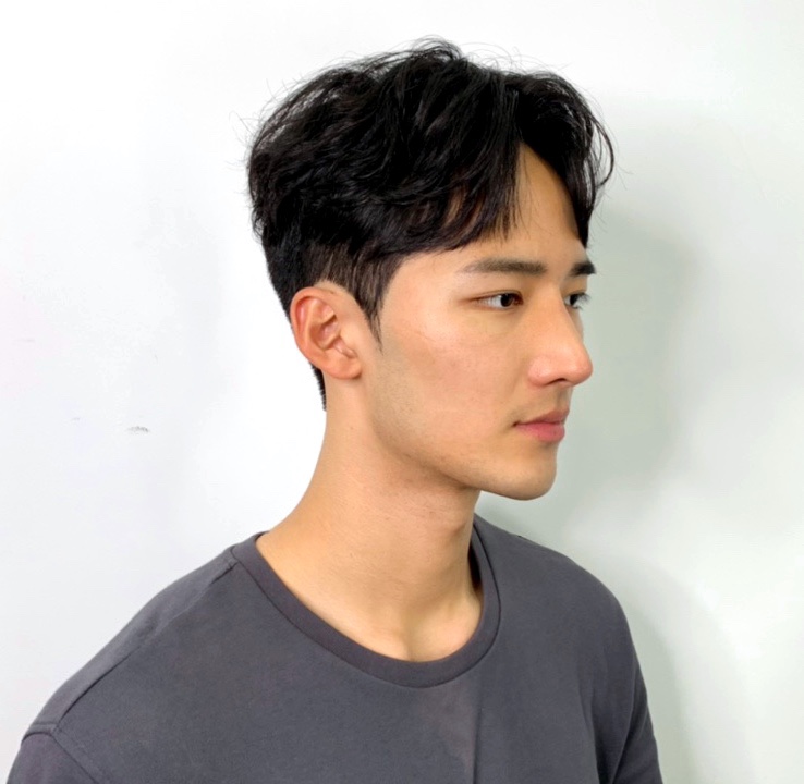  깔끔한 남자 머리는 무조건 라인따기& 가르마펌스타일 !