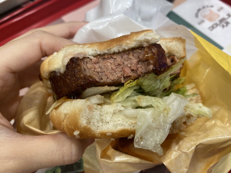 Alternative burger-Rotteria SweetEarth Awesome Burger