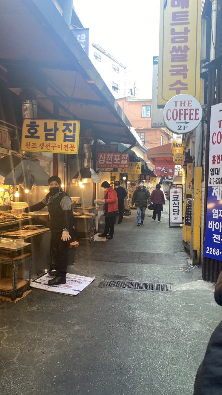 동대문 원단시장, 디자이너 소울푸드 명동닭한마리 본점