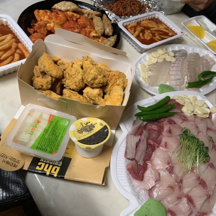  크리스마스 이브 '홈파티'