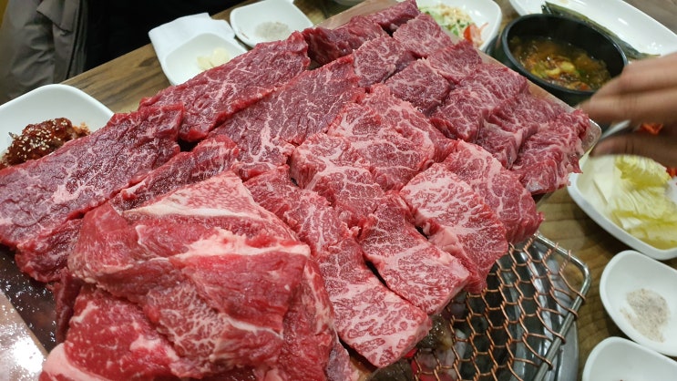  천안 유량동 가족모임 일등한우 숯불구이
