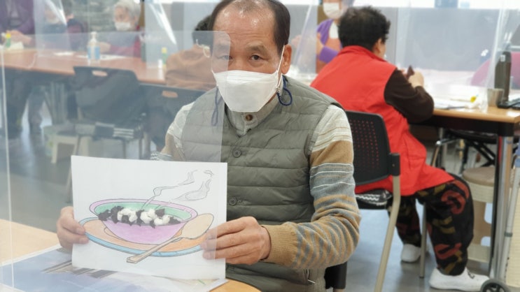  대구다사지역(세천,다사,서재) 노인주간보호센터 한마음입니다.  동지날 팥죽만들기.팥죽먹기