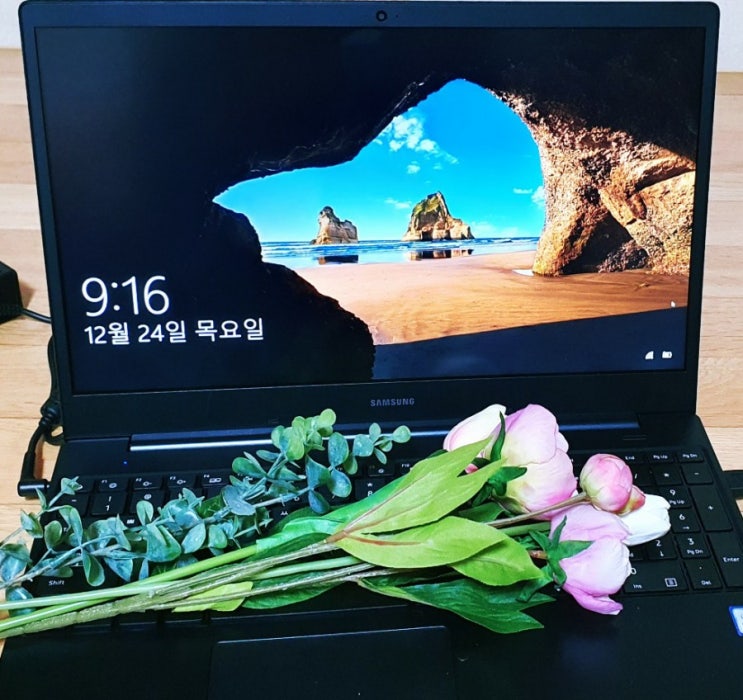 삼성 노트북 7 force - C.I.O 2기 선물