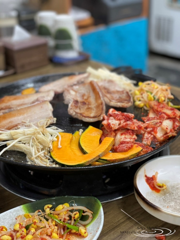  세류동맛집추천 '전주순대국 솥뚜껑삼겹살' 존맛에 존맛을 더하다.