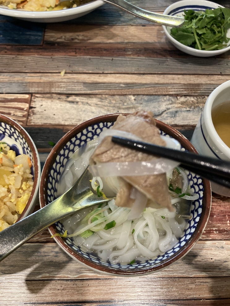벱비엣 을지로본점: 베트남 현지의 맛과 인심을 동시에 잡은 쌀국수 맛집