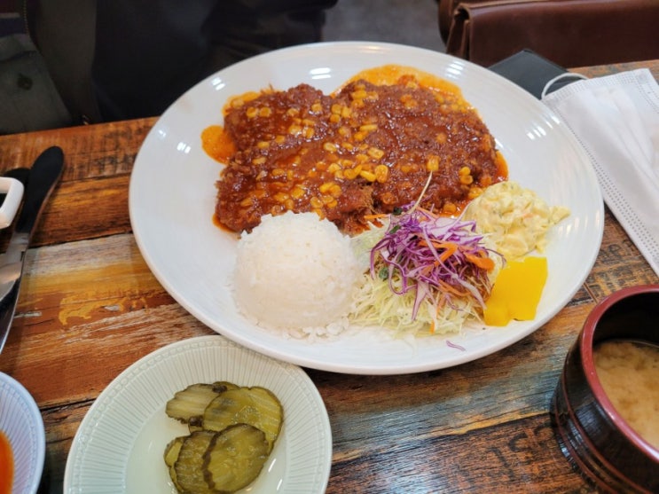  [성수 경양식] 매운돈가스, 빠네가 맛있는 저렴한 가성비 혼밥 맛집 "예바다" (직장인 점심/저녁)