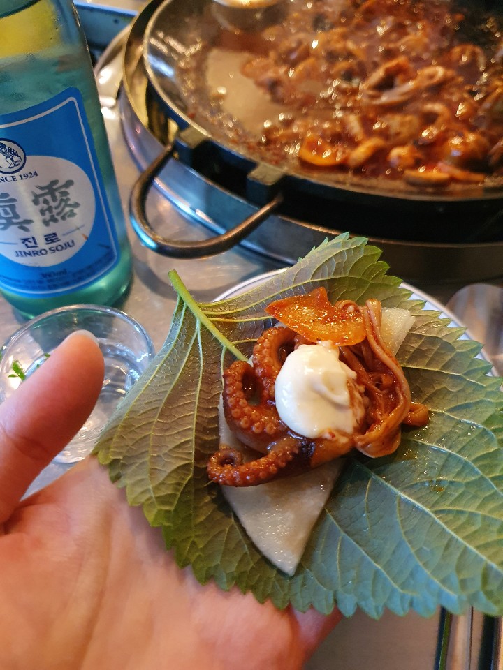  [서울] 천호 성내동 쭈꾸미골목 쭈꾸쭈꾸 쭈꾸미 메뉴추천/가격/맛/솔직후기 (쭈꾸미 2인분, 날치+치즈볶음밥)