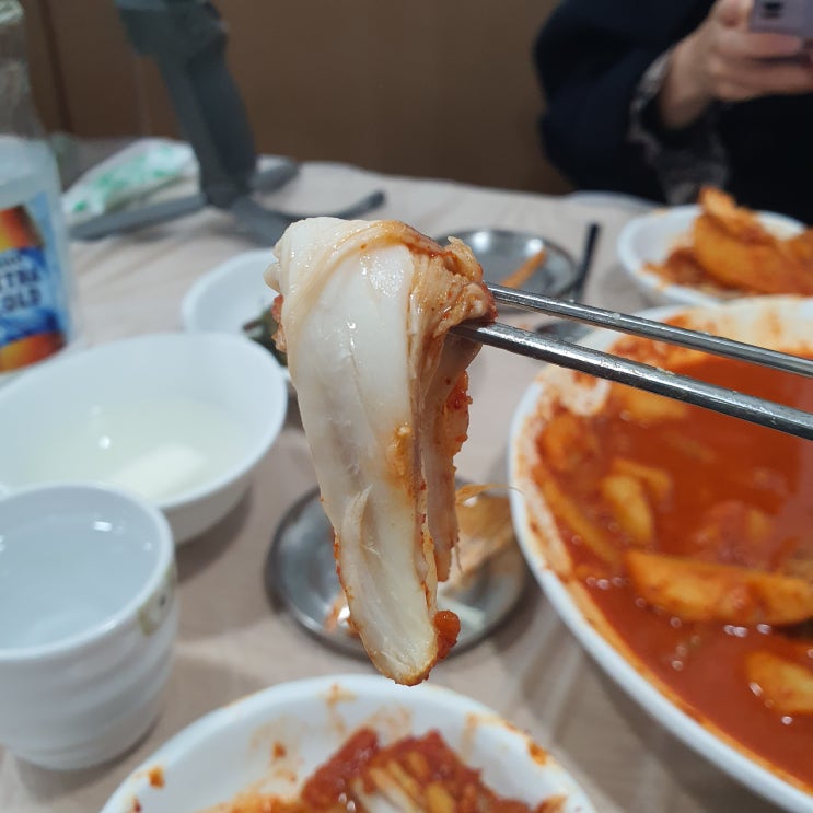  대게살만큼 부드러운 매콤한 가오리 찜으로 유명한_강릉 이모네 생선찜/ 강릉 맛집 수요미식회 선정 입에서 살살 녹는 마성의 생선찜을 느껴보세요