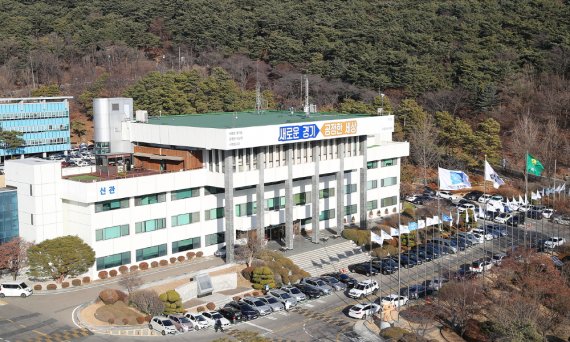 경기도, 아동복지시설 1076곳 종사자 '범죄경력 전수조사' 경기도, 아동복지시설 1076곳 종사자 '범죄경력 전수조사'