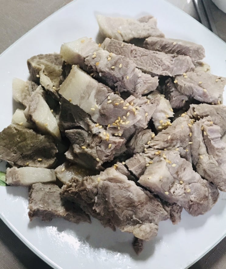  엄마옥 간만에 엄마옥에 다녀왔어요 해남김치와 수육