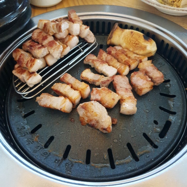  (천안/두정동)가족과 오랜만에 맛있는 삼겹살구이~!맛찬들 왕소금구이에서