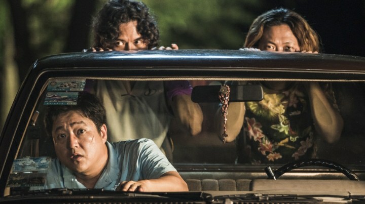 영화 국제수사 죽마고우의 배신으로 시작된 동네형사와 필리핀 용병 활약상 결말 스포