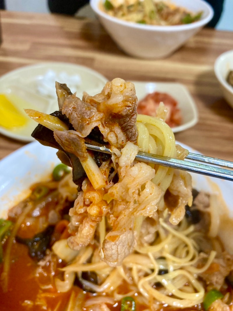[차돌박이짬뽕 ‘혜원중화요리’-우리동네맛집]차돌박이 적당히좀넣으세요 사장님!!!!
