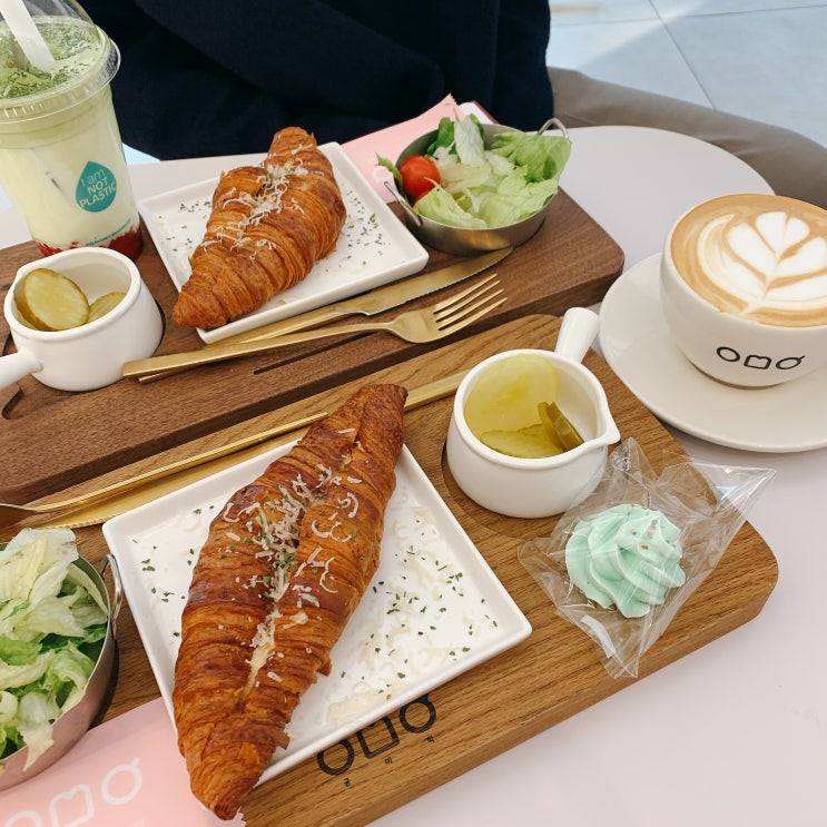  교대역 카페 ) 공미학