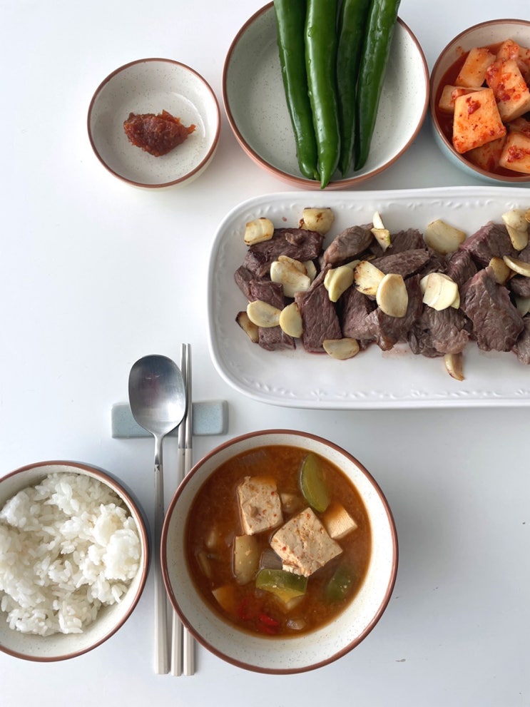  구수한 된장찌개 쉽고 맛있게 끓이는 법