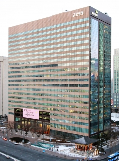 교보생명 자회사, 요양병원 암보험금 손해사정 ‘오락가락’ 교보생명 자회사, 요양병원 암보험금 손해사정 ‘오락가락’