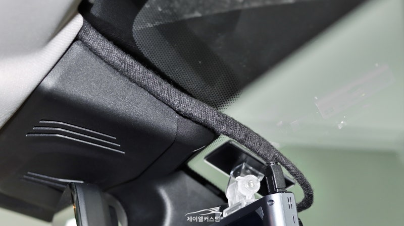 하남 초이로 / 아이나비 QXD 5000 블랙박스 장착, 보조배터리 시공 / BMW / X7