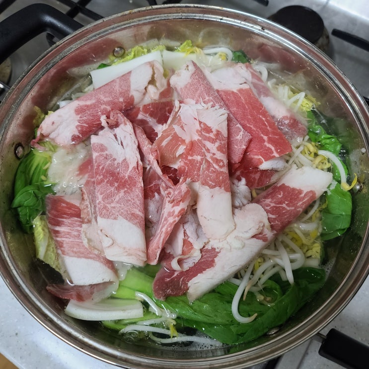  내맘대로 초간단 샤브샤브 레시피. 육수걱정 뚝