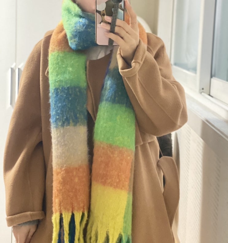  프로야그너 디자이너 직장인ootd 출근룩 오늘도 출근합니더.