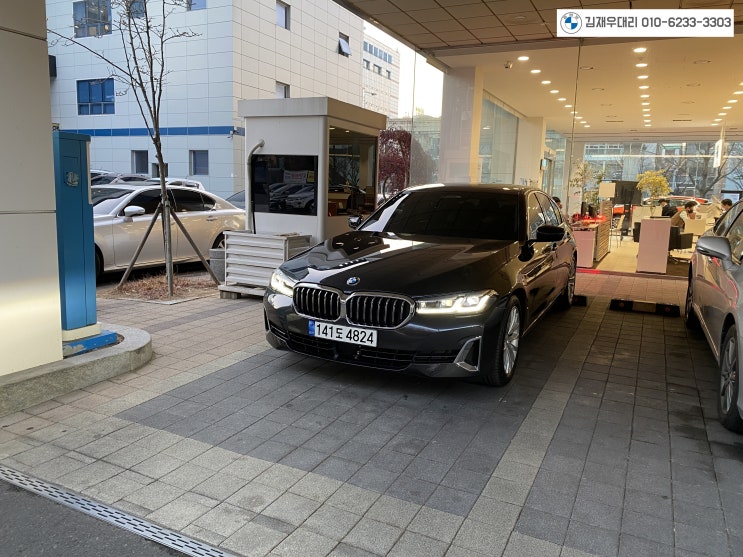 BMW 520i Lux LCI 출고