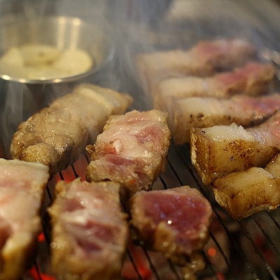 백석 백리단길에서 맛보는 돼지고기 풀코스 독불장군 고기집