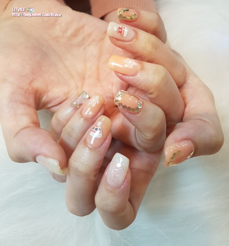  합정네일 제시카네일에서 새해맞이 상큼네일했어요 