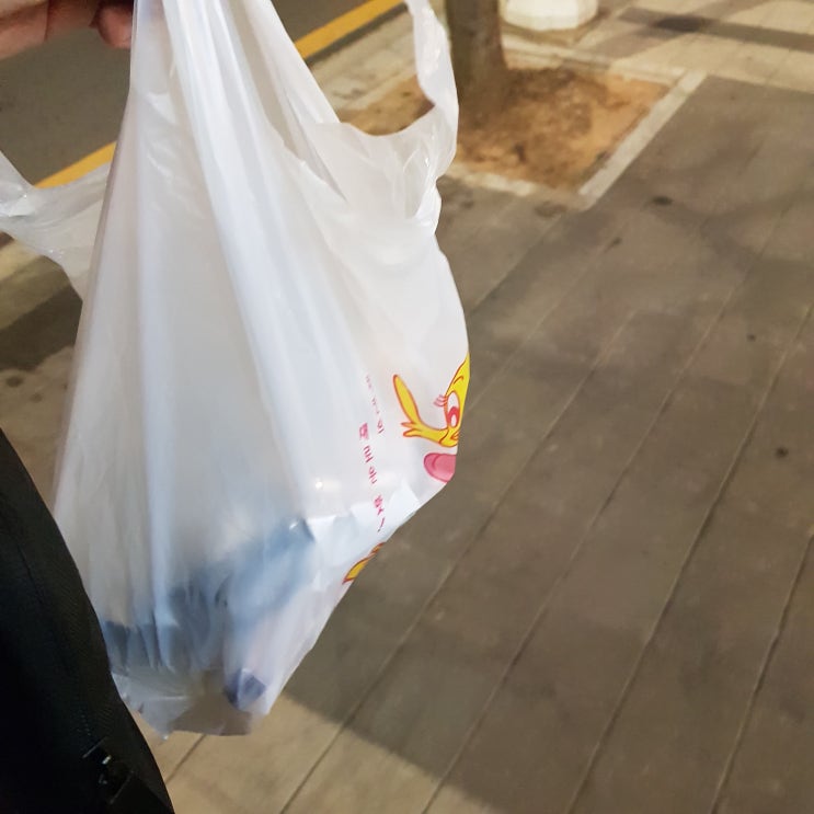  장작구이 통닭으로 한 끼 든든