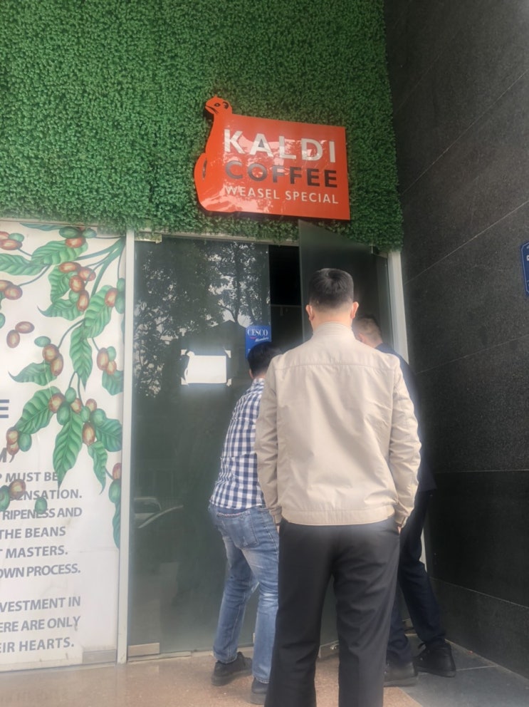  하노이 아파트 건물 1층 오피스,상가 82평 3240$ (협상가능)