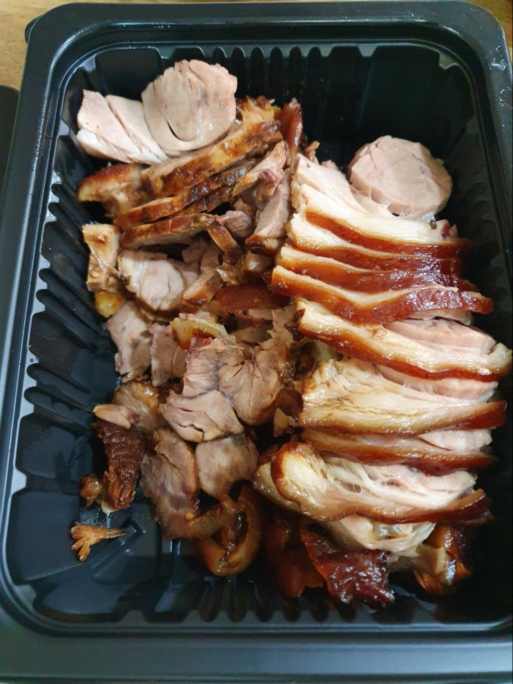  미쓰족발 - 푸짐한 족발 한상에 30년 전통의 맛을 느낀다