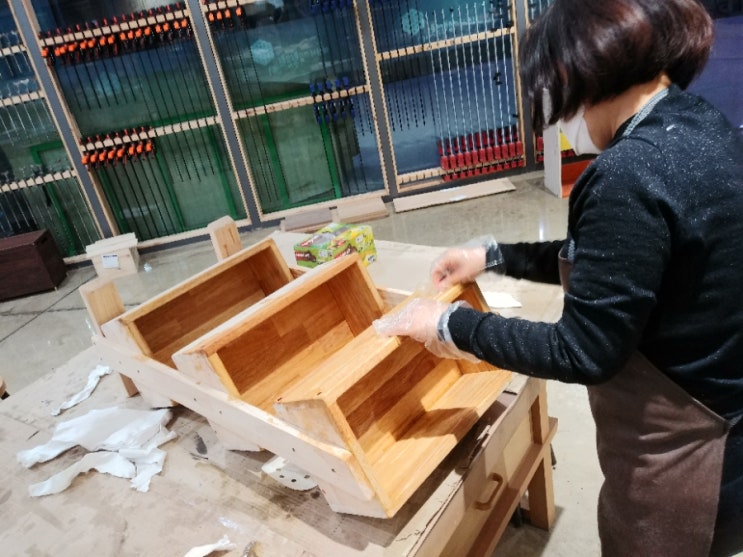  다용도함