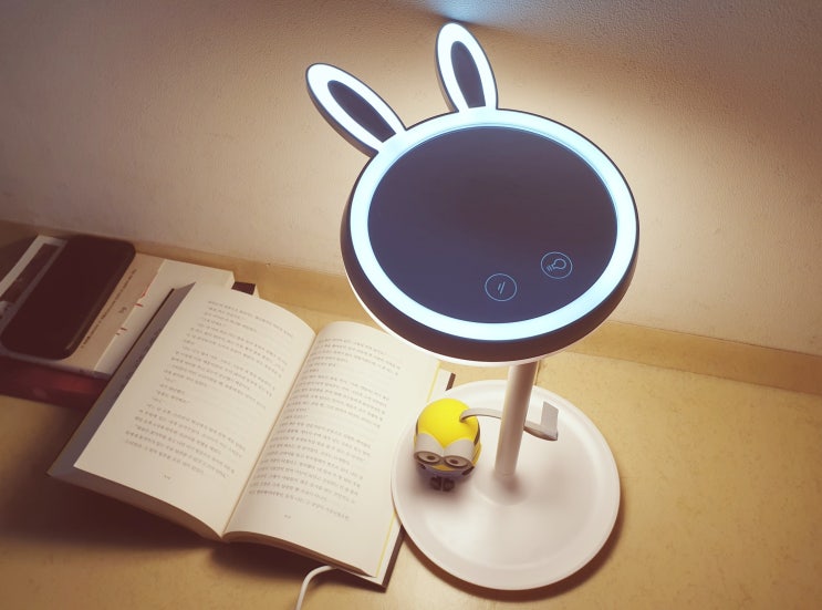 LED 화장거울 스탠드 독서등으로도 딱이에요 LED 화장거울 스탠드 독서등으로도 딱이에요