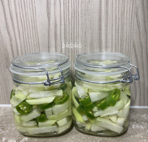  콜라비로 만드는 수제 피클