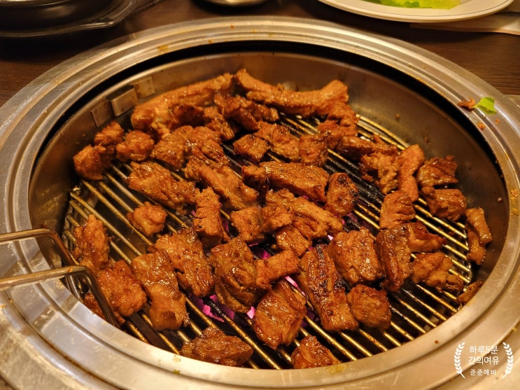  남양주 으뜸음식점. 더늘봄에서 가족 모임했네요.
