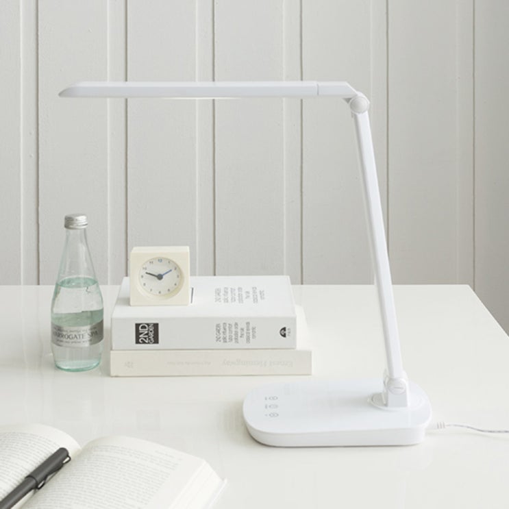 선호도 높은 스피아노 엑스퍼트 학습용 LED 스탠드 SL-F228, 화이트 추천합니다 선호도 높은 스피아노 엑스퍼트 학습용 LED 스탠드 SL-F228, 화이트 추천합니다