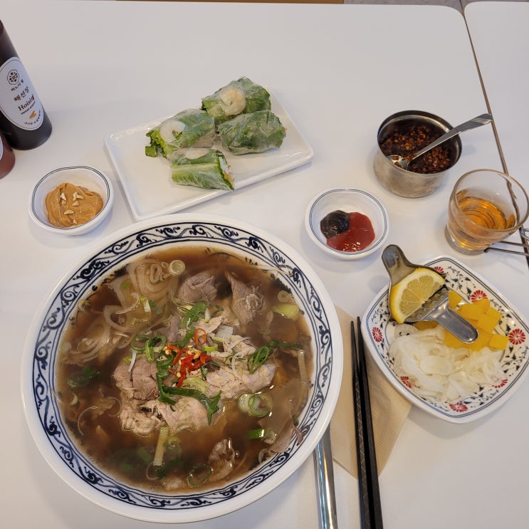 교대역쌀국수맛집 천연한약재로 몸보양 하노이별 교대역점