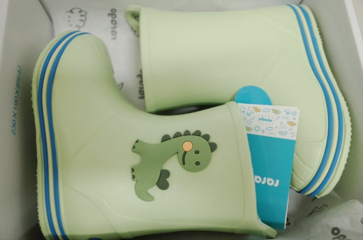  라라고 레인부츠 가벼워 아이 장화로 딱이에요~ (공룡 레인부츠)