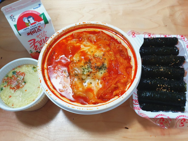 신떡순 신천할매떡볶이 오늘은 배달이닭