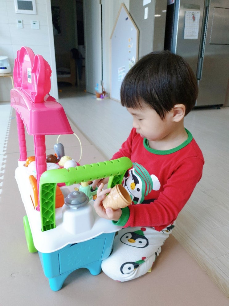  아이스크림카트로 상황극