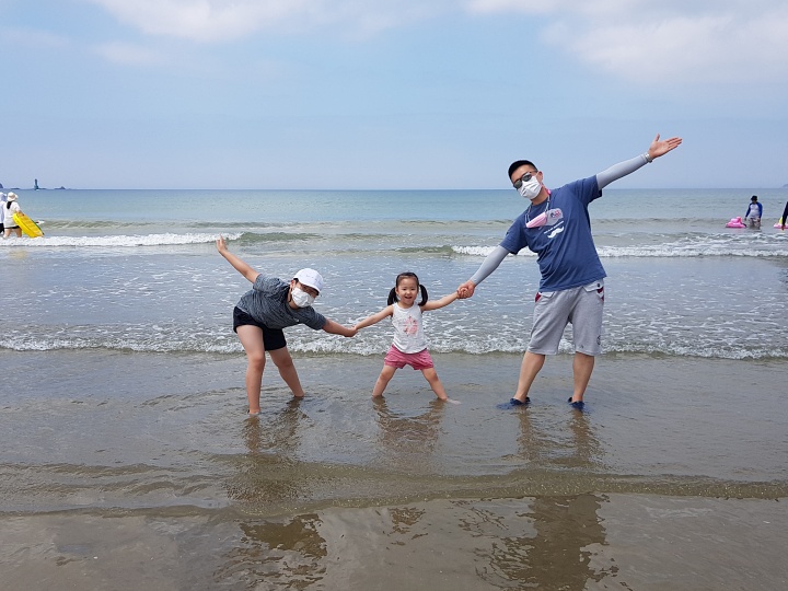 신두리해수욕장, 자작나무리조트, 온수풀펜션