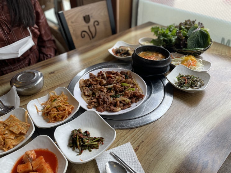  학동역 점심 맛집 무한쌈밥 <미가한우&치킨처럼> 강추