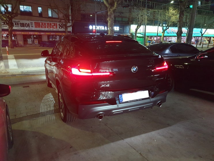 BMW X4 20i MSP X 후기 (블랙 사파이어 / 블랙 시트)