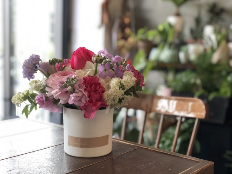 [플로라벨로] 결혼을 앞둔 친구에게 꽃선물, 서초동 예술의전당 꽃집