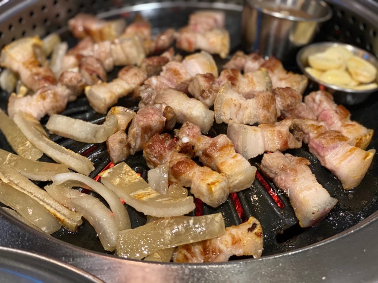  목동 오겹살 맛집 , [새벽숯불가든 목동점] 제주흑돼지 꿀맛