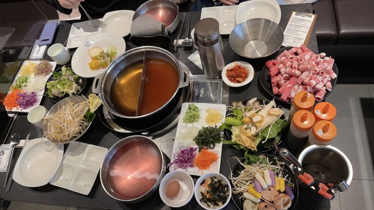  이수에서 샤브샤브를 찾는다면? 무제한으로 즐기는 야채와 토핑이 매력적인 이수와 사당 사이! "소담촌"