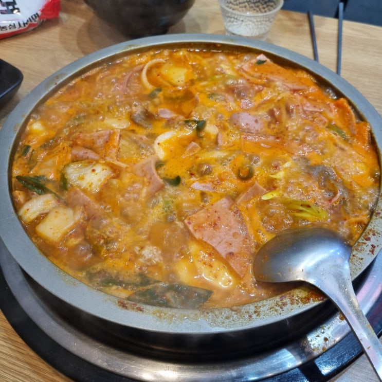  제물포 청운대 근처 맛집 :: 존슨부대찌개