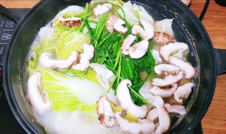  새조개 샤브샤브 국물이 끝내줘요~