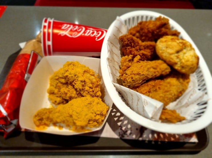 [KFC 순천연향점] 갈릭크림치즈비스켓 후기/ 치르르,핫크리스피,오리지널 치킨 비교