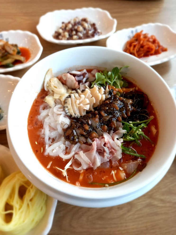 [일산맛집]  속초 봉포머구리집 일산직영점- 새콤달콤 시원하고 깊은맛의 물회 맛집 open