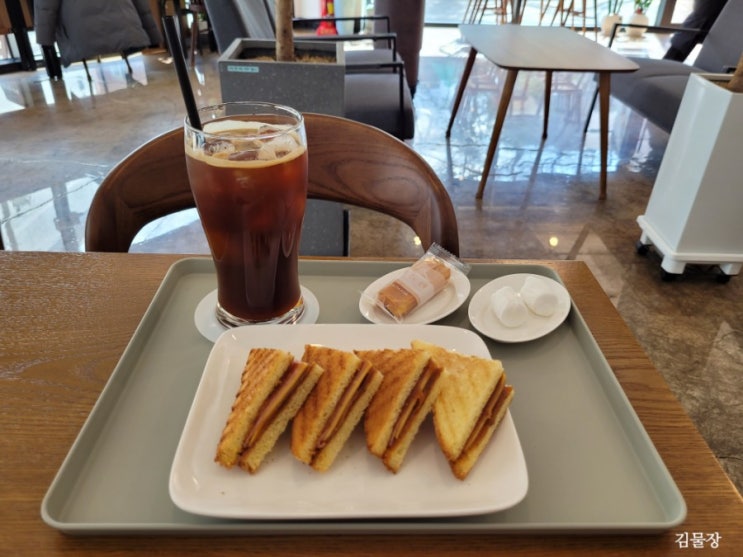  카페 도도 역북